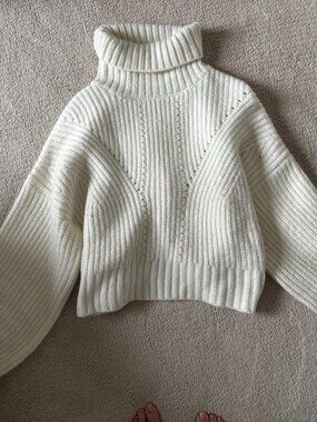 Varley cropped turtleneck sweater